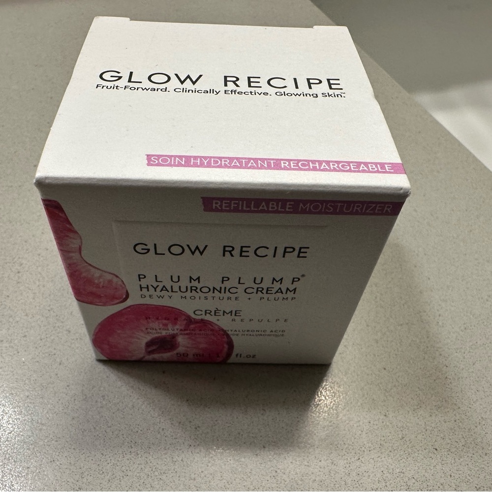 Glow Recipe Plum Plump Hyaluronic Cream - White and Pink